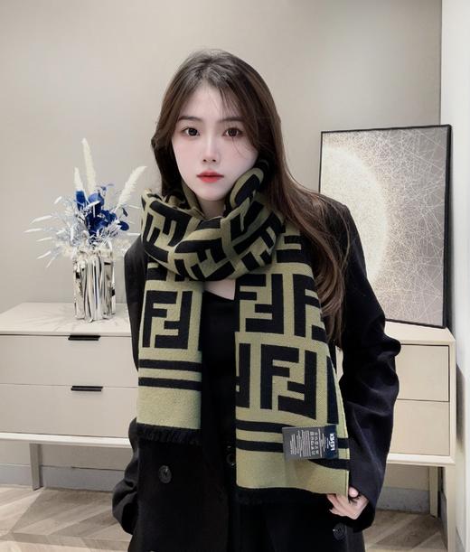 芬迪  2023专柜新色！字母提花长巾（CB） 商品图4