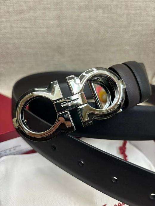 菲拉格慕 男士腰带 皮革银扣双面可调式  宽3.5CM（BM） 商品图6