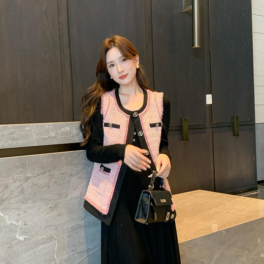 奢姿2024秋季新款大码女装胖妹妹减龄撞色马夹针织连衣裙穿搭套装9943390196 商品图4