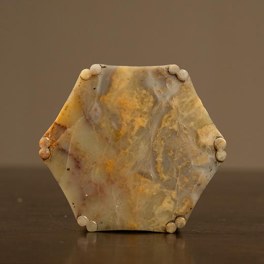 清 青田石雕山水人物六角笔筒 商品图3