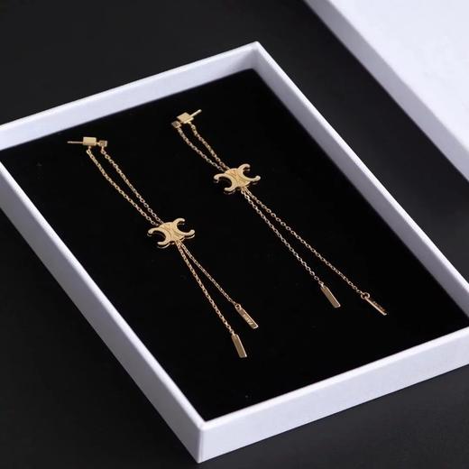 Celin*e赛琳 2022 *凯旋门系列，耳环+项链，搭配细长链条的悬落感，十分新颖又好看！ SP（SJ） 商品图0