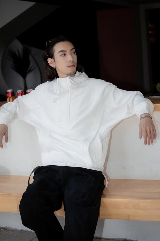 W43256581时尚纯色帽衫卫衣 商品图2