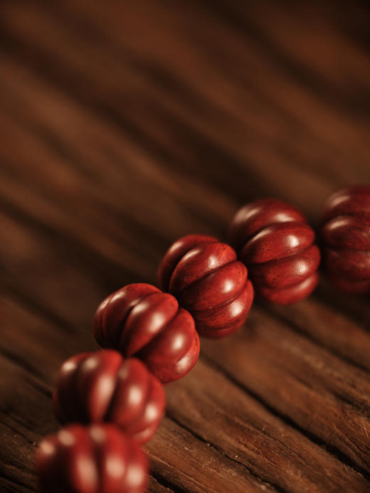 投我以木桃 | 印度小叶紫檀单圈手串珠型1.5cm【器悟雅玩】 商品图3