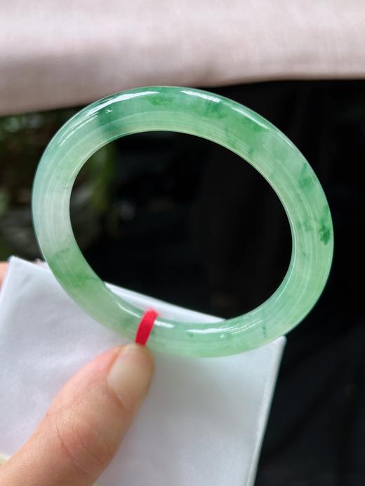 54圈口翡翠手镯 商品图1