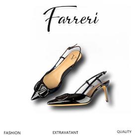 VALENTI*N经典大V牛漆皮logo凉鞋！