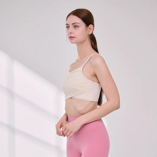 跃牌【健舞健美】系列 假两件瑜伽服女高强度防震一片式运动内衣8618 商品图3