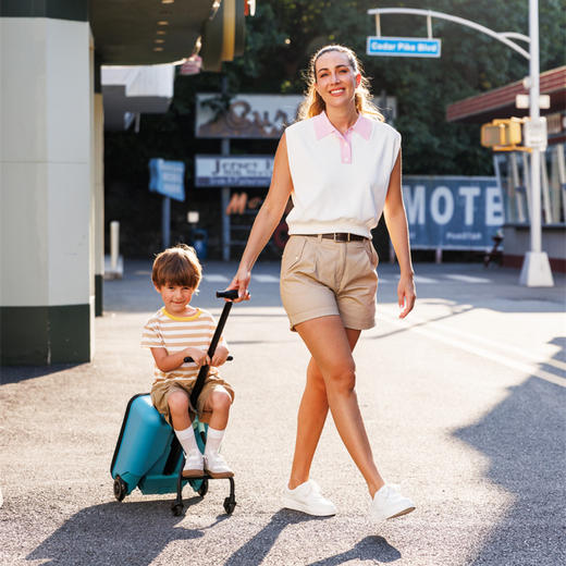 瑞士micro迈古懒人行李箱 遛娃儿童可坐拉杆箱宝宝亲子出行商务便携旅行箱 商品图10