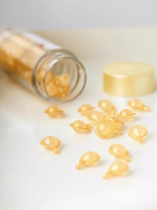 【9.8王炸割肉价】伊丽莎白雅顿轻感金胶焕活精华胶囊修护屏障紧致保湿  30粒/60粒 商品图4