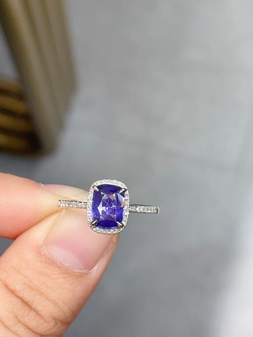 1.35克拉蓝宝石戒指 商品图2