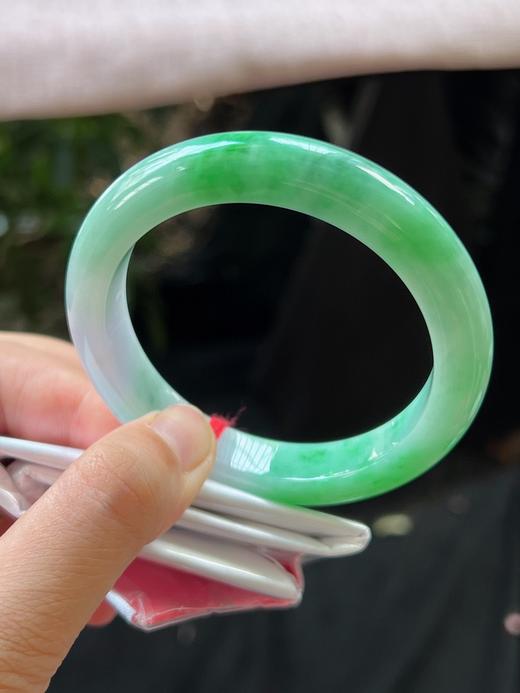 57圈口翡翠手镯 商品图3