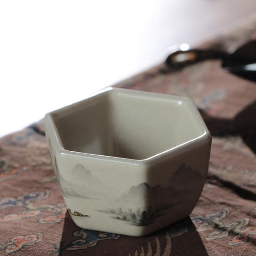 问鼎哥窑碎玉系列传世款静空杯（山水） 商品图2