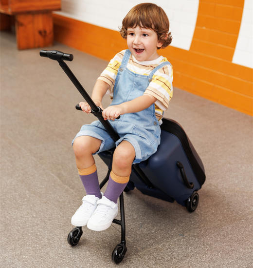 瑞士micro迈古懒人行李箱 遛娃儿童可坐拉杆箱宝宝亲子出行商务便携旅行箱 商品图8