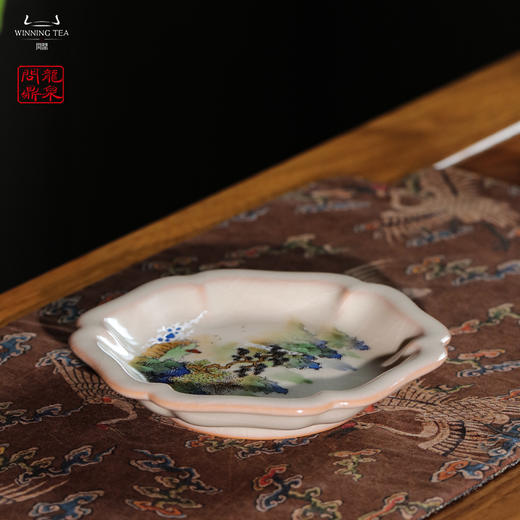 龙泉问鼎彩绘哥窑雪鸿壶承（青绿山水） 商品图2