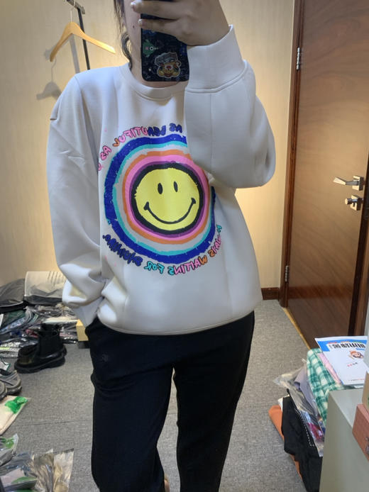 水淼2024秋冬新款笑脸印花休闲针织衫8928 商品图3