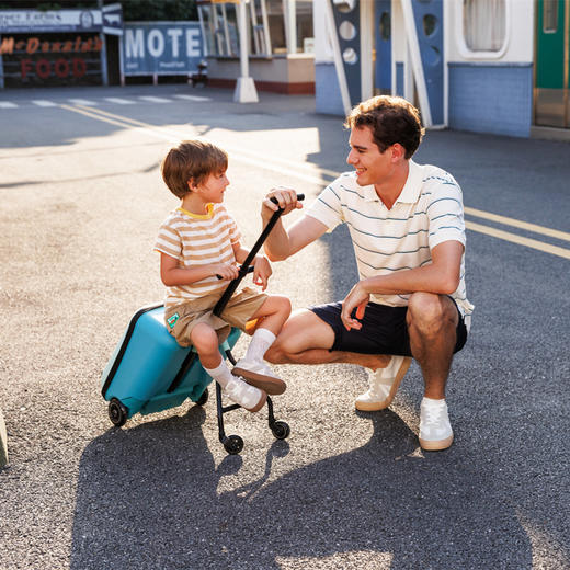 瑞士micro迈古懒人行李箱 遛娃儿童可坐拉杆箱宝宝亲子出行商务便携旅行箱 商品图7