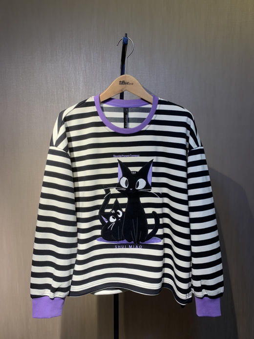 水淼2024秋冬新款黑白条猫咪针织衫9028 商品图4