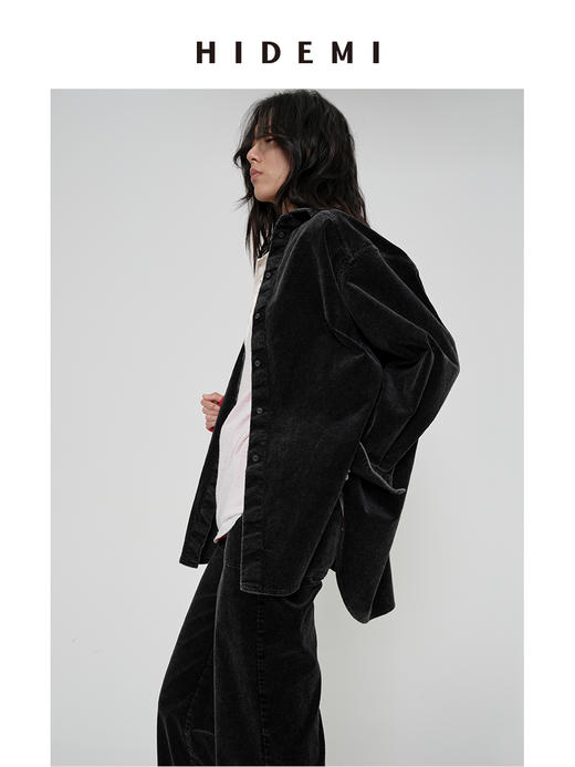 HIDEMI 多重水洗做旧感磨砂灯芯绒极简廓形炭灰色oversize厚款衬衫外套 商品图3