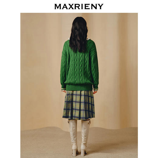 MAXRIENY*复古学院钉钻绣花撞色慵懒针织毛衫(货号:MC88SW815) 商品图3