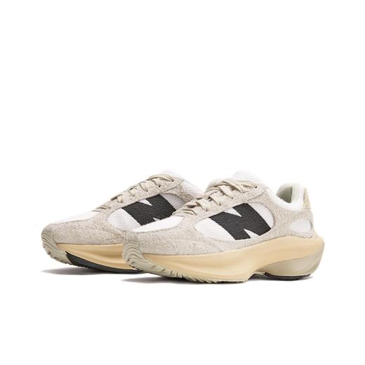 【新品】7楼 NewBalance
男/女鞋吊牌价：1099元 商品图2