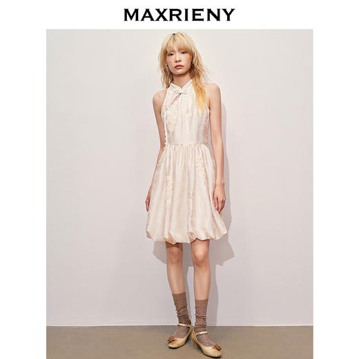 【贵雅新中式-商场同款】MAXRIENY华丽新中式玫瑰钉珠流苏连衣裙(货号:MC85DR351) 商品图2