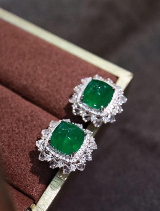 18K糖塔祖母绿耳钉7.50ct 商品图5