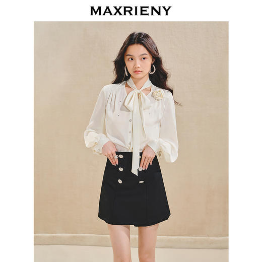 【商场同款】MAXRIENY*复古风短裤2024秋冬复古花边双排扣裙裤(货号:MS85PA501) 商品图2