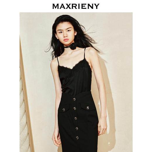 【商场同款-摩登女爵】MAXRIENY复古闺房蕾丝镂空V领上衣背心吊带(货号:MC85TP064) 商品图2