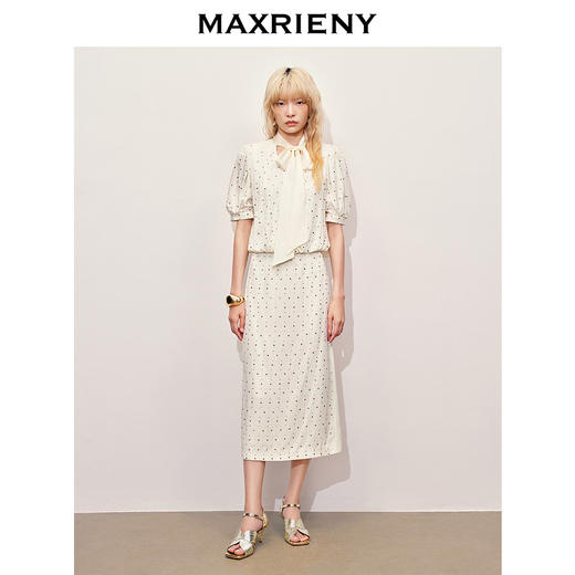 【Day Dreaming-主题纪念款】MAXRIENY甜美烫钻波点蝴蝶结上衣(货号:MC85TP089) 商品图1