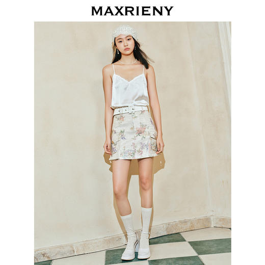 【商场同款-摩登女爵】MAXRIENY复古闺房蕾丝镂空V领上衣背心吊带(货号:MC85TP064) 商品图1