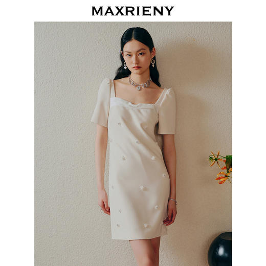 MAXRIENY复古优雅感方领连衣裙23夏短袖小白裙(货号:MC88DR300) 商品图2