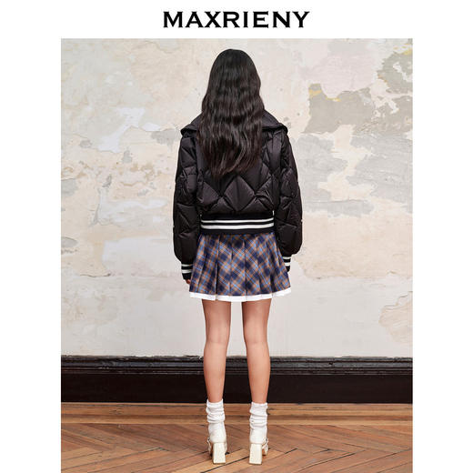 MAXRIENY收褶大翻领星钻夹克羽绒服廓形截短版型女(货号:MC88DC510) 商品图3