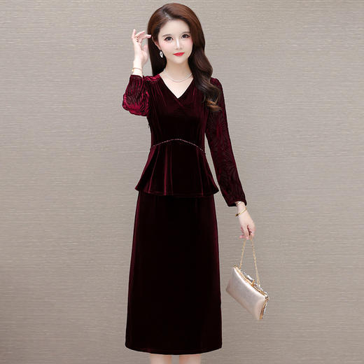 金丝绒包臀裙中长款假两件，长袖裙气质优雅女装职业秋冬裙QYM-LRX-NF8132-1-Y 商品图0