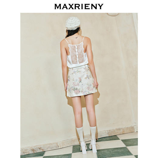 【商场同款-摩登女爵】MAXRIENY复古闺房蕾丝镂空V领上衣背心吊带(货号:MC85TP064) 商品图3