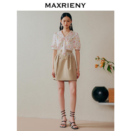 MAXRIENY欧式园艺风翻领印花衬衫多巴胺碎花上衣(货号:MC88TP354) 商品图1