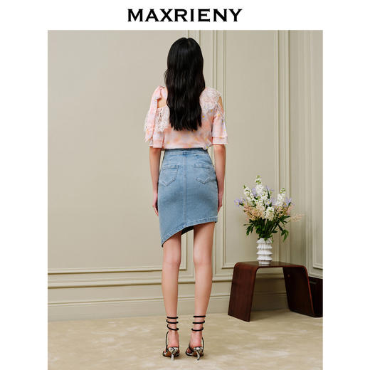 MAXRIENY不规则下摆牛仔短裙高腰廓形钉钻半身裙(货号:MC88SK310) 商品图3