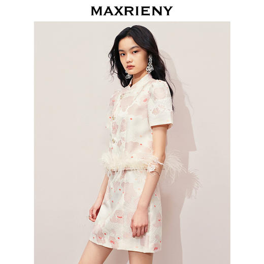 MAXRIENY国风雅韵上衣2024夏季新款斜襟立领提花新中式短外套女(货号:MS85JA258) 商品图2