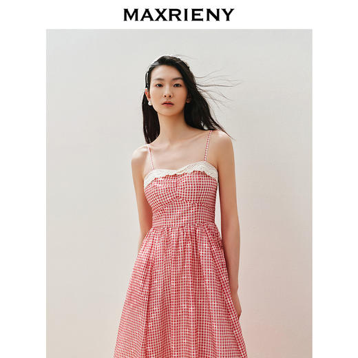 【静奢度假-商场同款】MAXRIENY华丽甜美刺绣连衣裙收腰散摆红格(货号:MC85DR341) 商品图1