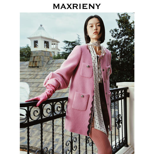 【MAXRIENY x Hello Kitty联名系列】长款小香外套2023冬(货号:MC88CT775) 商品图1