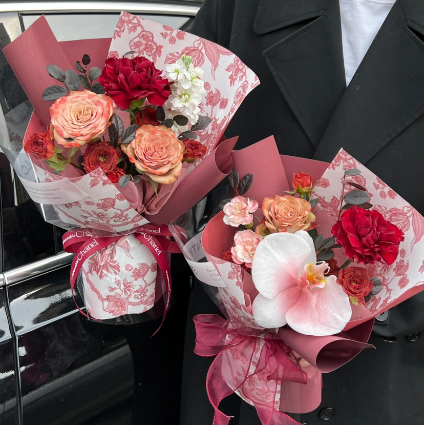 《红袖》复古红小花束