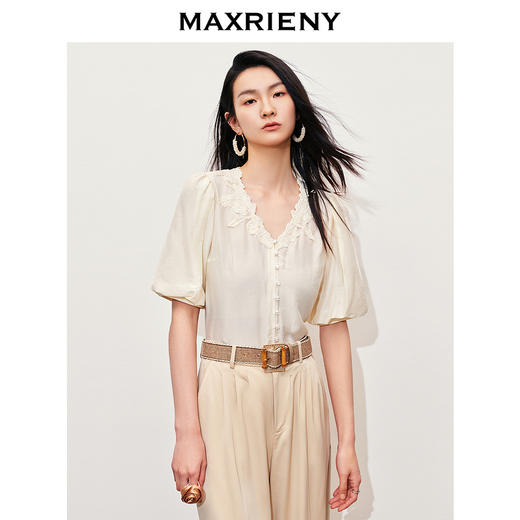 【商场同款】MAXRIENY文艺宫廷风绣花衬衫24夏款修身显瘦v领上衣(货号:MC85TP281) 商品图2