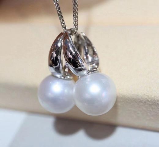 18k金澳白珍珠耳环耳圈款 商品图4