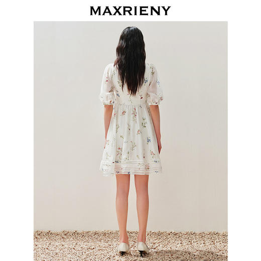【浪漫花园-商场同款】MAXRIENY植物诗花卉印花娃娃裙甜美连衣裙(货号:MC85DR043) 商品图3