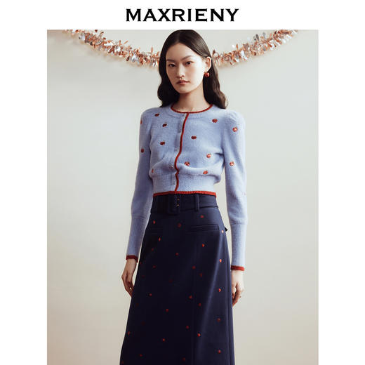 MAXRIENY苹果刺绣针织衫修身优雅复古红蓝撞色毛衫(货号:MC88SW781) 商品图2