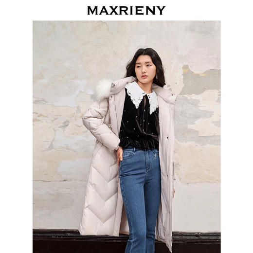 MAXRIENY貉子毛条领连帽羽绒服23冬季过膝长款外套(货号:MC88DC526) 商品图2