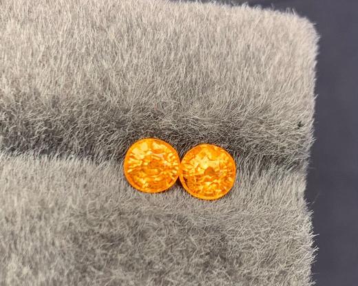 1.37克拉小精品芬达石耳钉料 商品图0