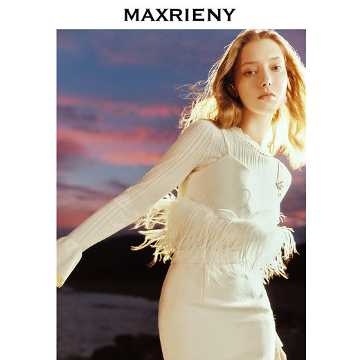 MAXRIENY*复古感羊毛吊带罩衫上衣(货号:MC88TP759) 商品图1