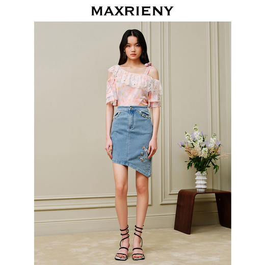 MAXRIENY不规则下摆牛仔短裙高腰廓形钉钻半身裙(货号:MC88SK310) 商品图1