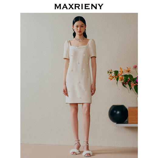 MAXRIENY复古优雅感方领连衣裙23夏短袖小白裙(货号:MC88DR300) 商品图1