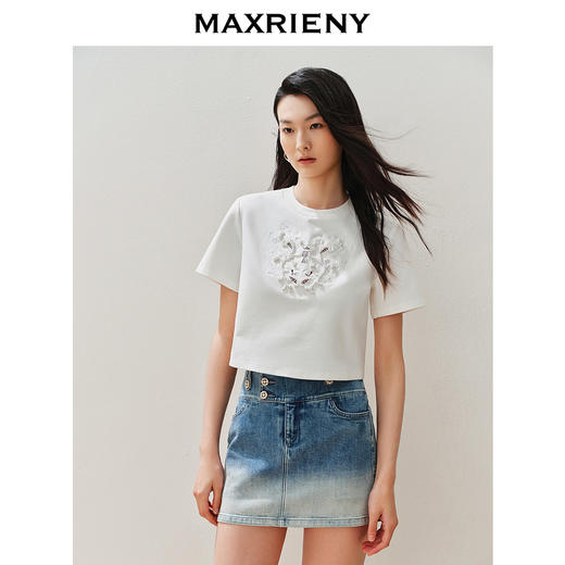【静奢度假-商场同款】MAXRIENY华丽甜美感镂空刺绣钉珠T恤短袖女(货号:MC85TS259) 商品图2