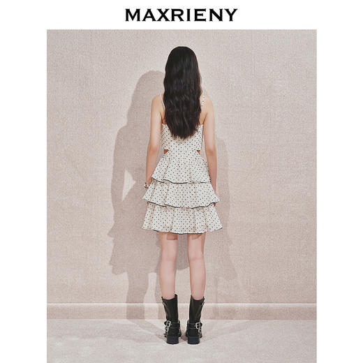 【贵雅日常-商场同款】MAXRIENY浪漫少女感挂脖荡领连衣裙(货号:MC85DR537) 商品图3